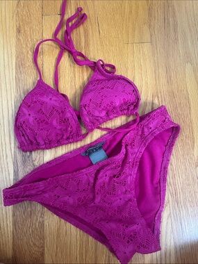 Vince Camuto Magenta Crochet Triangle Bikini Set